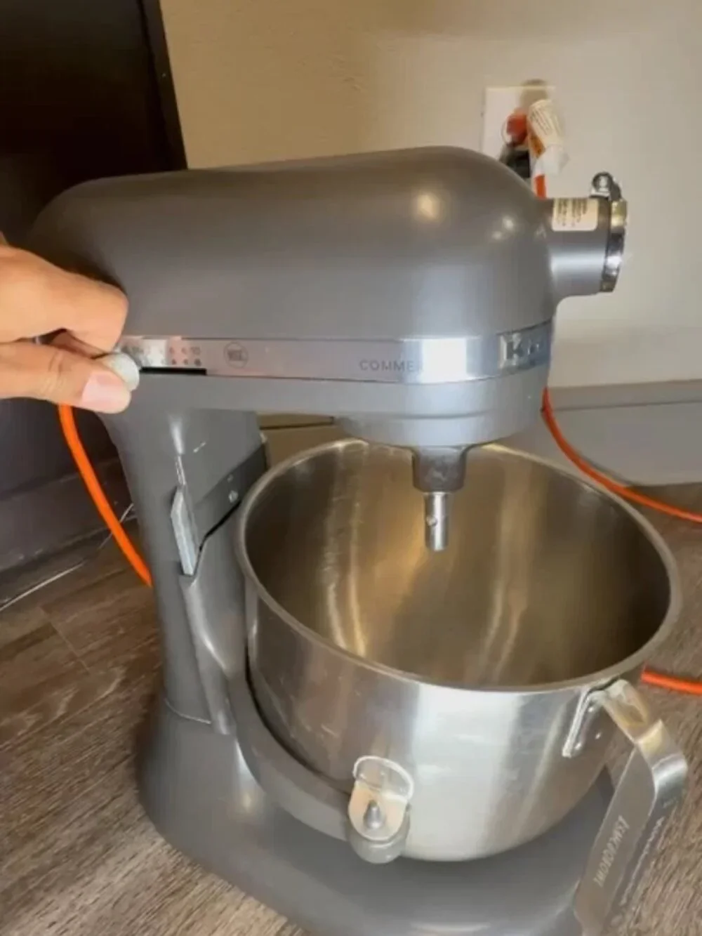 KitchenAid KSM8990DP 8 Qt Commercial Bowl-Lift Stand Mixer Silver NSF 10 Speed